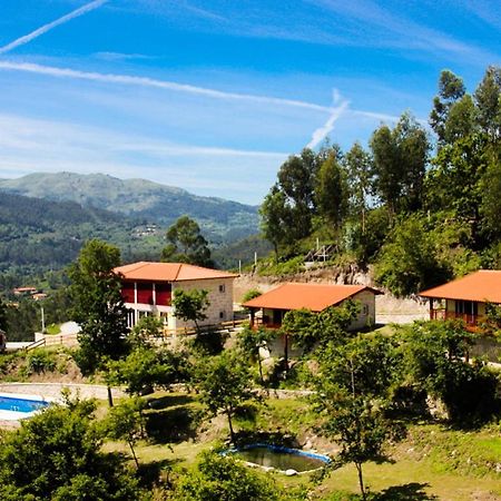 Encostas Da Torre Guest House Terras de Bouro Bagian luar foto